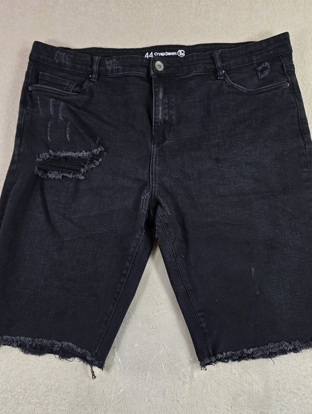 Crysp Denim Mens Black Distressed Denim Shorts Size 44 Raw Hem Streetwear